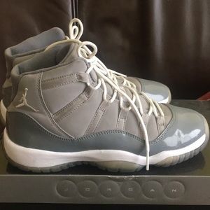 Jordan 11 cool grey size 5.5